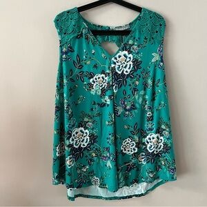 Daniel rainn Sleeveless crochet trim rayon blouse Ladies 3x Green floral print